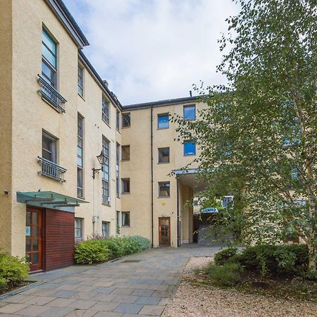 Old Tolbooth Wynd - 388 Apartment Edinburgh Bagian luar foto