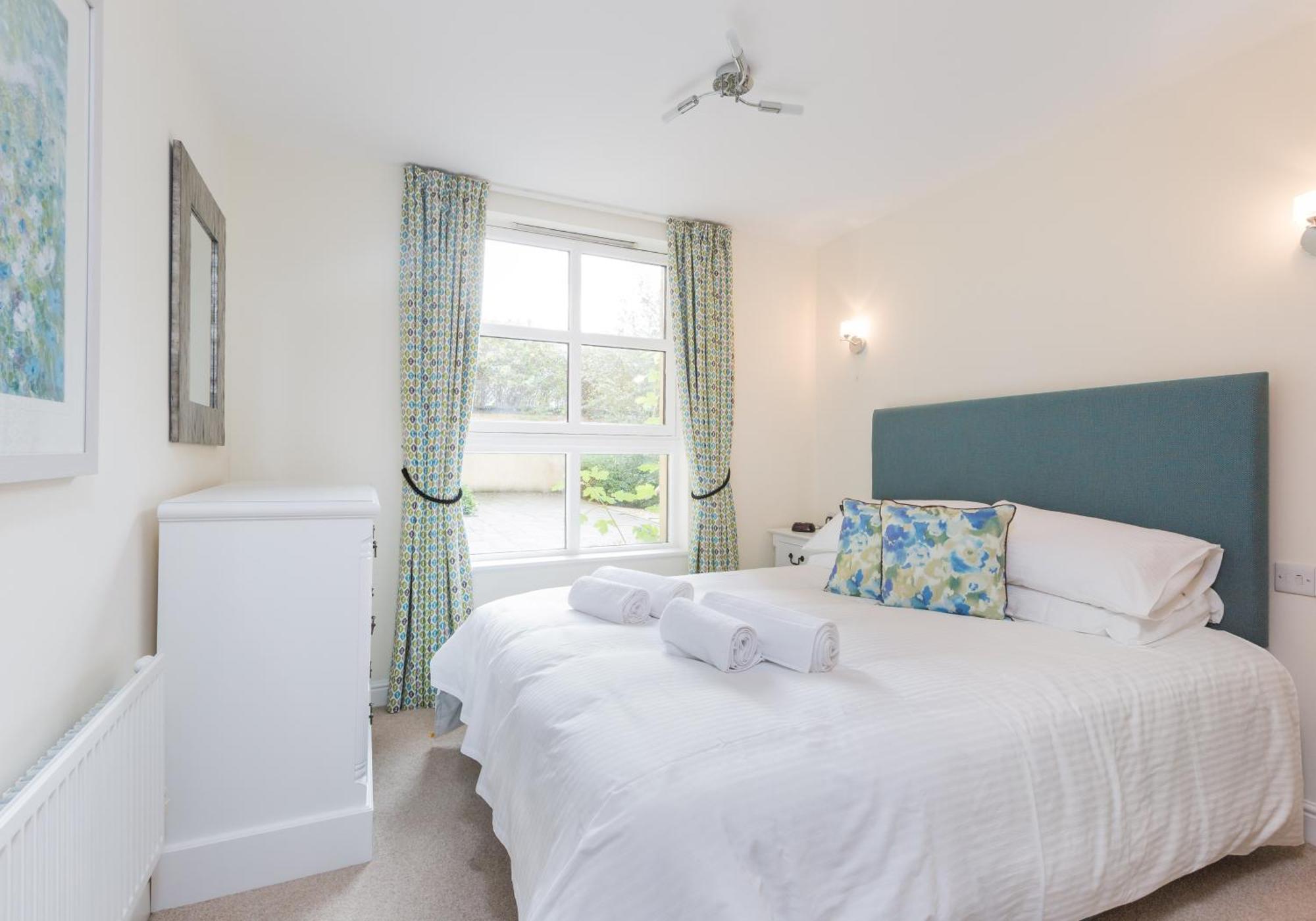 Old Tolbooth Wynd - 388 Apartment Edinburgh Bagian luar foto