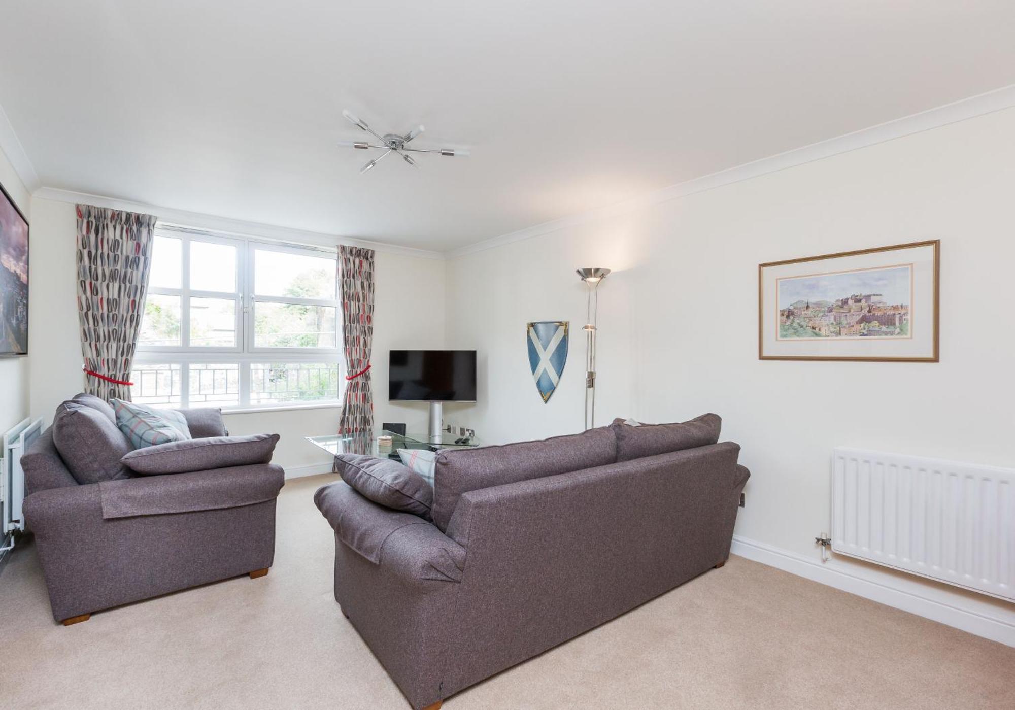 Old Tolbooth Wynd - 388 Apartment Edinburgh Bagian luar foto